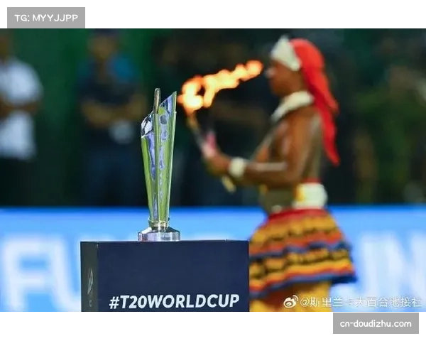 通讯：一座奖杯的旅程，法甲冠军奖杯开始巡回法国十座城市展出